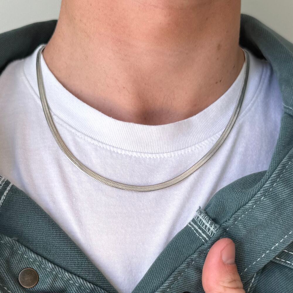 Sterling Silver Herringbone Necklace - Metal Finish